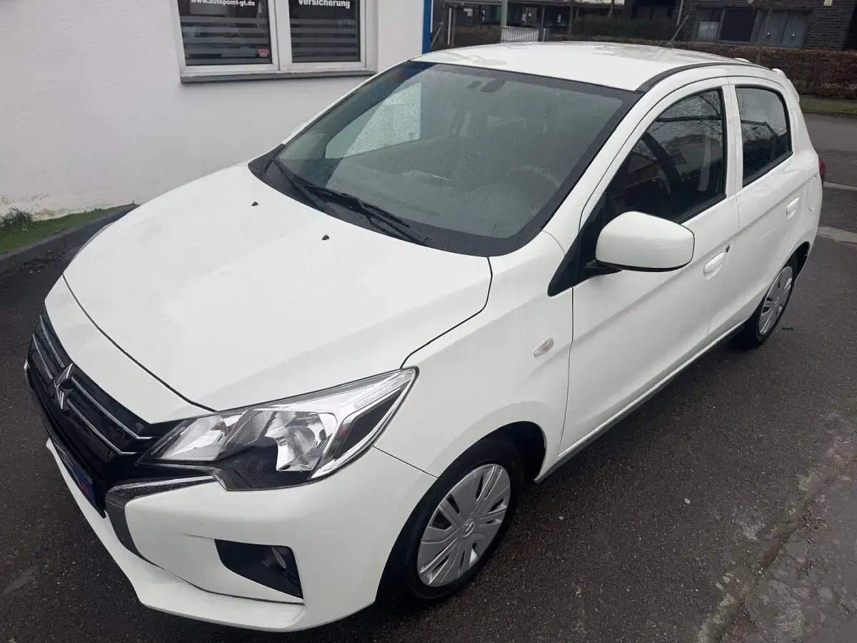 Gebraucht Mitsubishi Space Star Basis 71 PS (52 kW) 2025 Weiß Kleinwagen