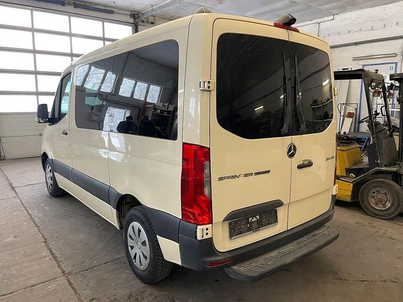 Gebraucht Mercedes Sprinter 143 PS (105 kW) 2019 Beige Van
