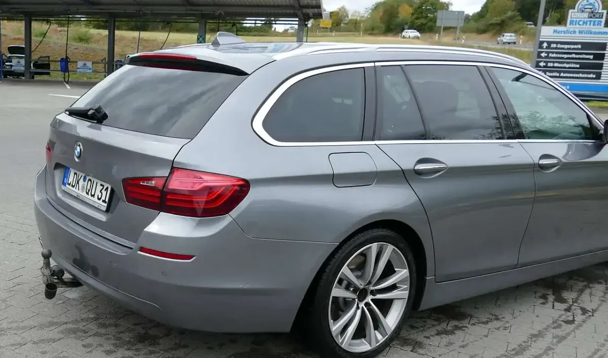 Gebraucht BMW 530 Luxury Line 258 PS (189 kW) 2017 Grau Kombi