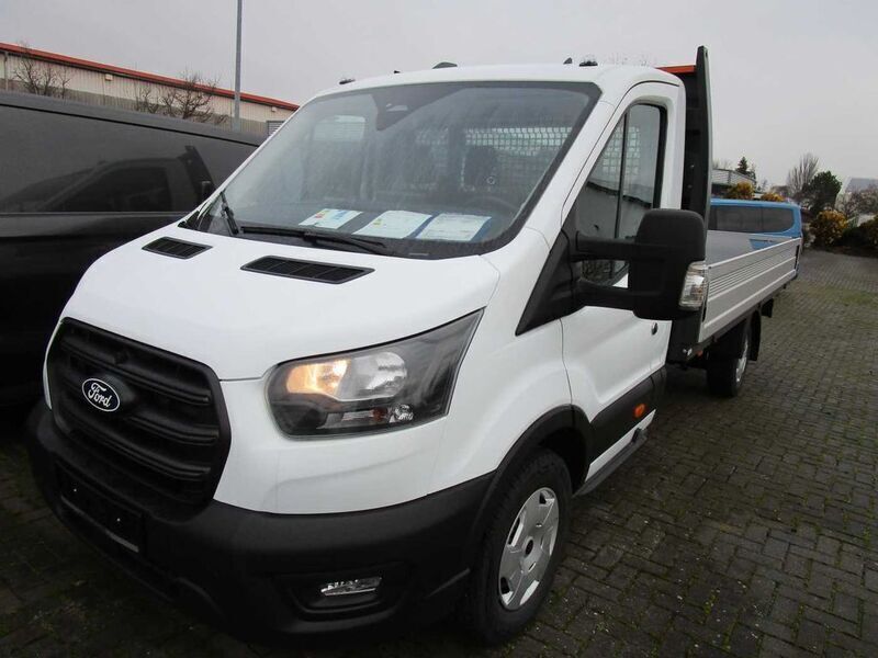 Gebraucht Ford Transit Trend 131 PS (96 kW) 2024 Weiß Van / Kleinbus