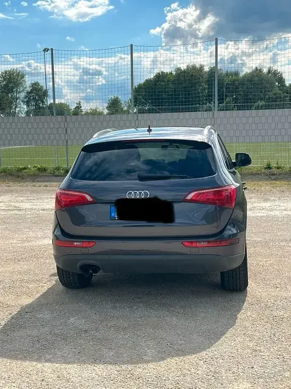 Gebraucht Audi Q5 170 PS (125 kW) 2011 Violet SUV