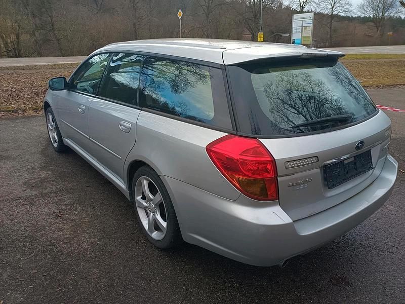 Gebraucht Subaru Legacy 165 PS (121 kW) 2006 Silber Kombi