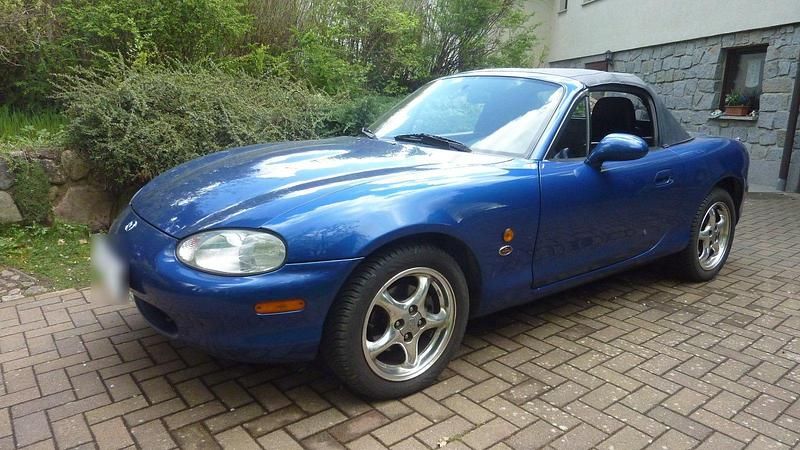 Gebraucht Mazda MX5 140 PS (102 kW) 1999 Blau Cabrio