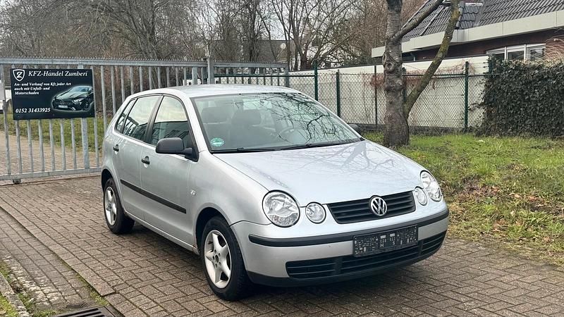 Gebraucht VW Polo 75 PS (55 kW) 2002 Grau Kleinwagen