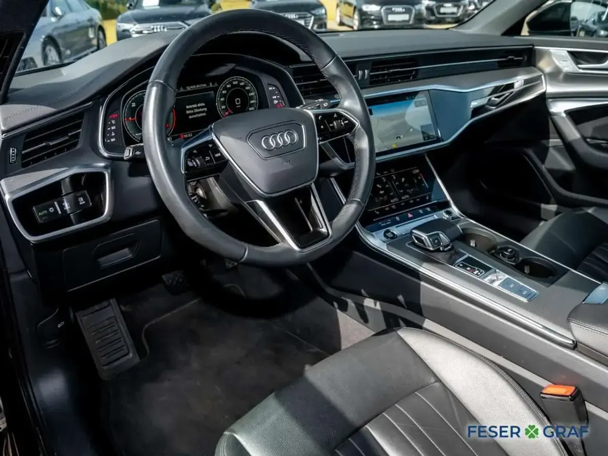 Gebraucht Audi A6 Design 204 PS (150 kW) 2023 Mythosschwarz metallic Kombi