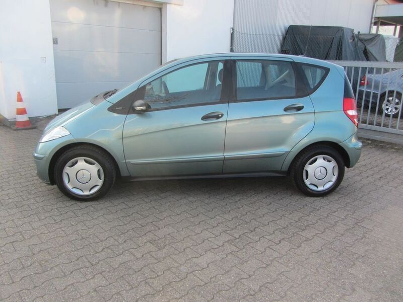 Gebraucht Mercedes A160 Classic 82 PS (60 kW) 2005 Grün Kleinwagen