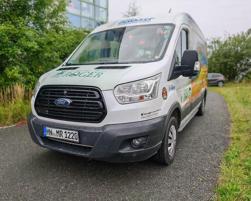 Weiß Gebraucht 2017 Ford Transit Tourneo Van / Kleinbus | 12.990 € (Guter Preis) - Bild 1/4