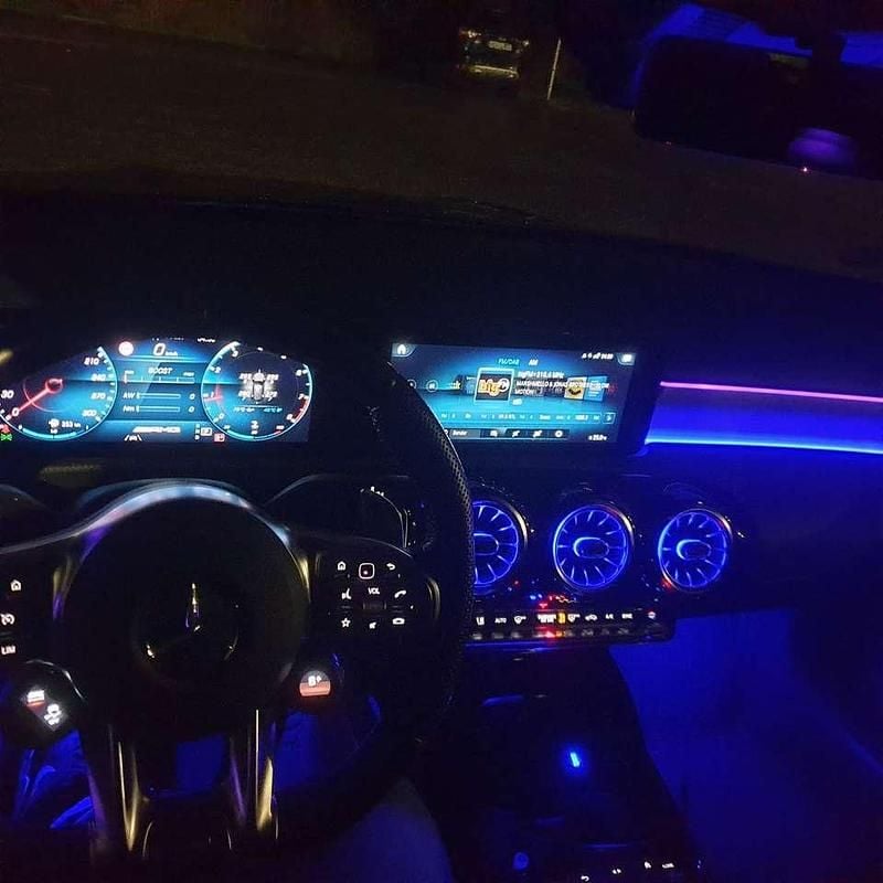 Schwarz Gebraucht 2020 Mercedes A45 AMG AMG Limousine | 40.800 € (Fairer Preis) - Bild 1/4