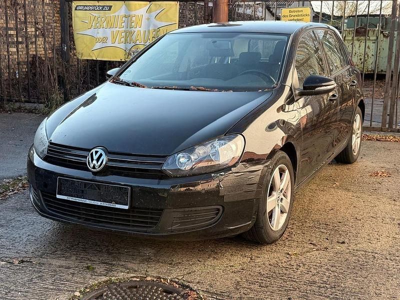Schwarz Gebraucht 2010 VW Golf Comfortline Limousine | 3.999 € (Fairer Preis) - Bild 1/3