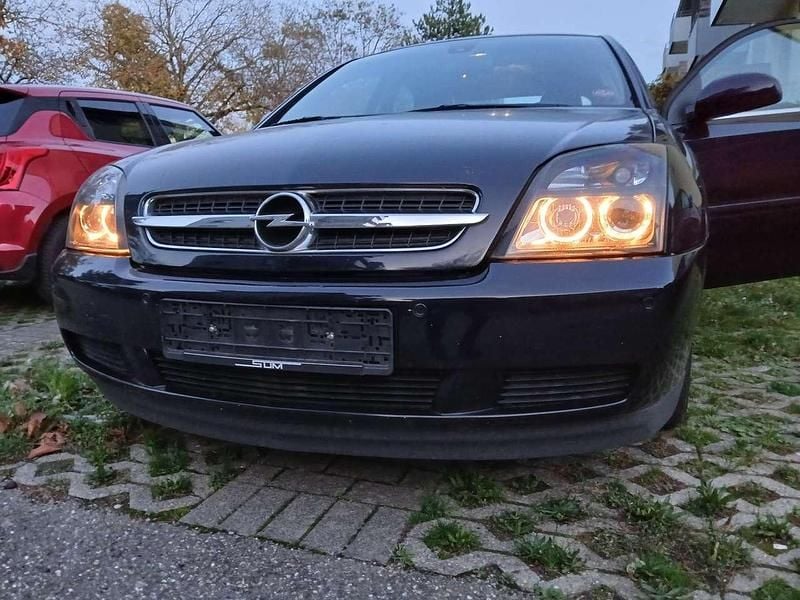 Gebraucht Opel Vectra Edition 175 PS (128 kW) 2004 Blau Limousine