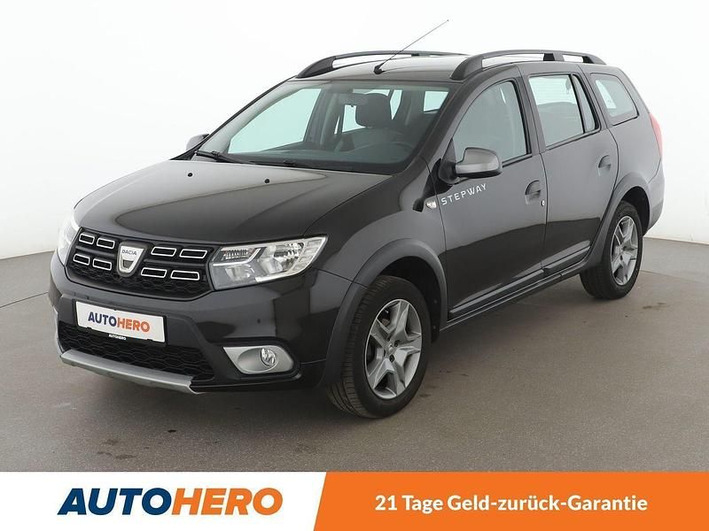 Schwarz Gebraucht 2018 Dacia Logan MCV Stepway Kombi | 9.260 € (Fairer Preis) - Bild 1/3