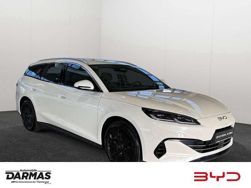Neu BYD Seal Boost 184 PS (135 kW) 2025 Beige Limousine