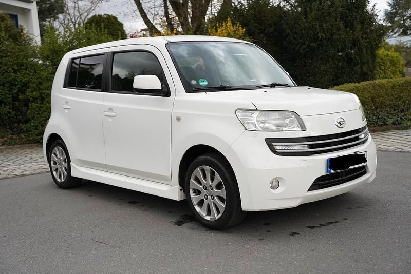 Gebraucht Daihatsu Materia 103 PS (75 kW) 2008 Weiß Van / Kleinbus