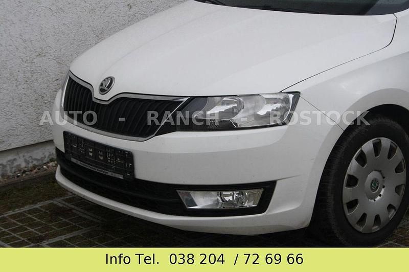 Gebraucht Skoda Rapid Elegance 90 PS (66 kW) 2014 Weiß Limousine