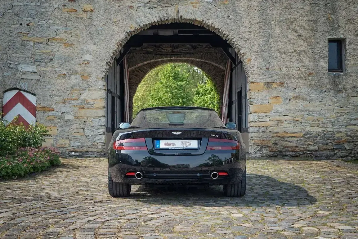 Gebraucht Aston Martin DB9 457 PS (336 kW) 2007 Schwarz Coupé