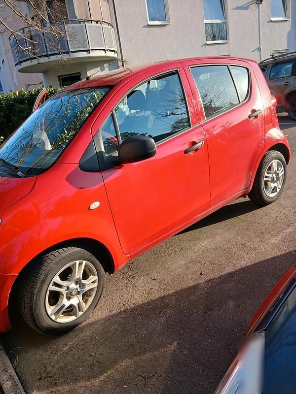 Gebraucht Opel Agila 65 PS (47 kW) 2009 Rot Kleinwagen