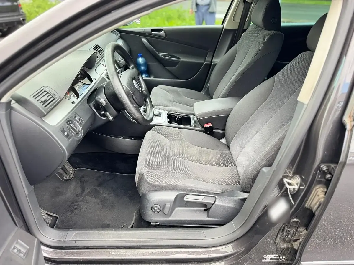 Gebraucht VW Passat 170 PS (125 kW) 2009 Braun Kombi