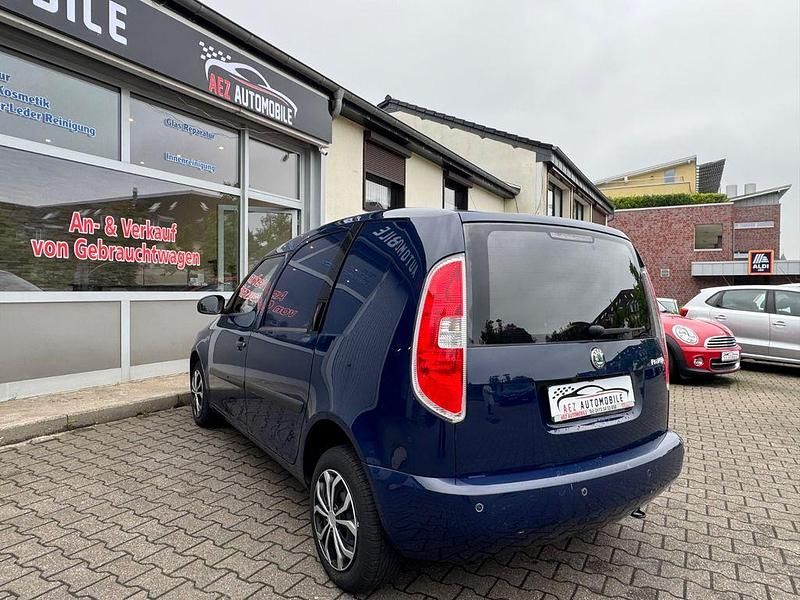 Gebraucht Skoda Roomster 69 PS (50 kW) 2008 Blau Van / Kleinbus