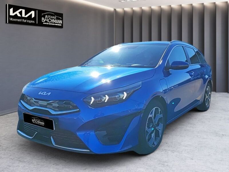 Blau Gebraucht 2023 Kia Ceed Sportswagon Platinum Edition Kombi | 22.980 € (Fairer Preis) - Bild 1/4