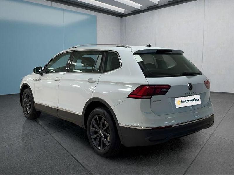 Gebraucht VW Tiguan Allspace 150 PS (110 kW) 2022 Weiss SUV