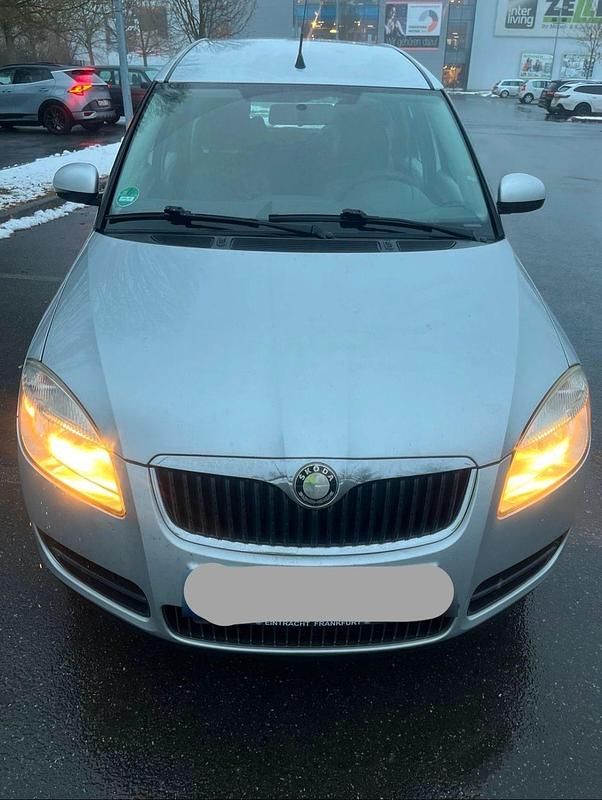 Silber Gebraucht 2009 Skoda Roomster Van / Kleinbus | 1.750 € (Fairer Preis) - Bild 1/4