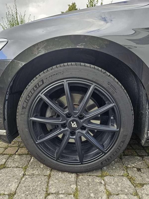 Gebraucht VW Passat Highline 179 PS (131 kW) 2018 Schwarz Kombi