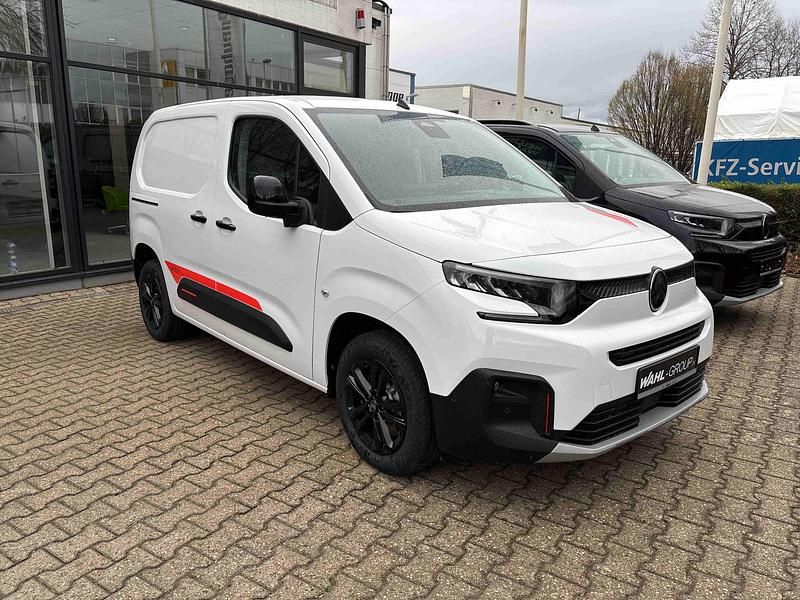 Neu Citroën Berlingo XTR 131 PS (96 kW) 2026 Weiß Van / Kleinbus