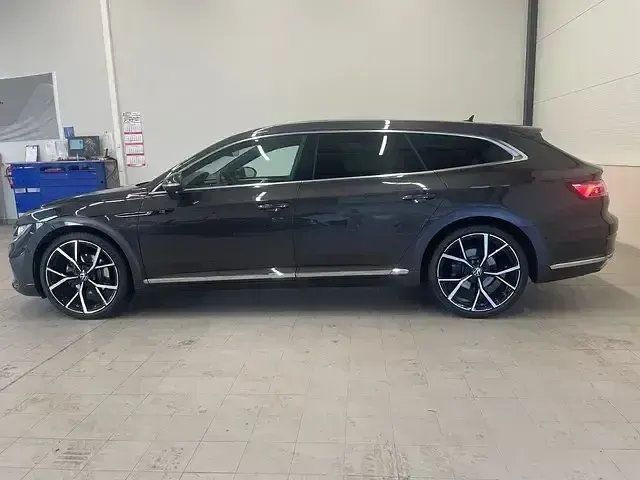 Gebraucht VW Arteon R-line 193 PS (141 kW) 2024 Grau Kombi