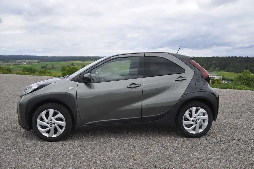 Gebraucht Toyota Aygo X Pulse 72 PS (52 kW) 2022 Grün SUV