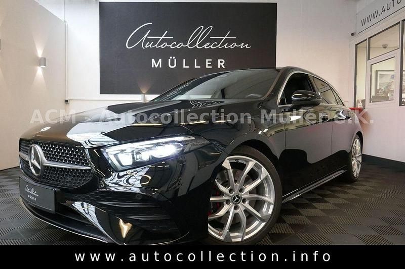 Schwarz Gebraucht 2023 Mercedes A250 AMG Limousine | 32.997 € (Fairer Preis) - Bild 1/4