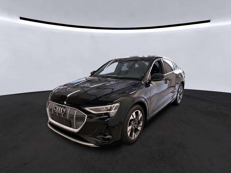 Mythosschwarz metallic Gebraucht 2022 Audi e-tron Sportback S-Line SUV | 35.385 € (Superpreis) - Bild 1/2