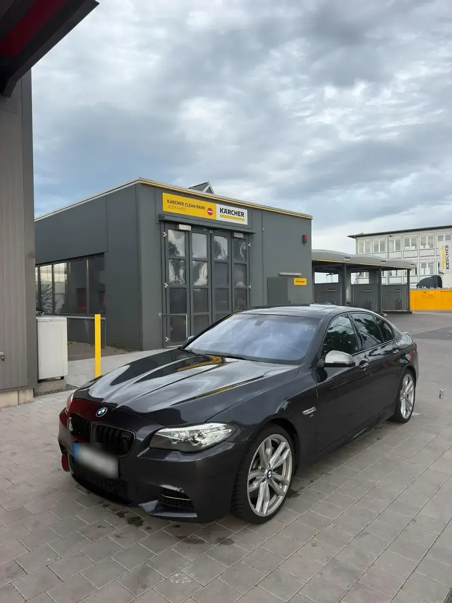 Gebraucht BMW M550 381 PS (280 kW) 2013 Andere farben Limousine