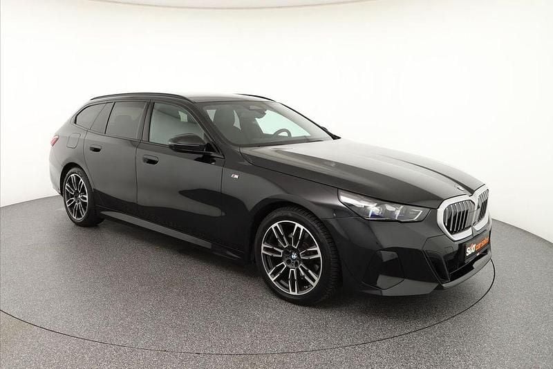 Gebraucht BMW 520 M Sport 197 PS (144 kW) 2025 Schwarz Limousine