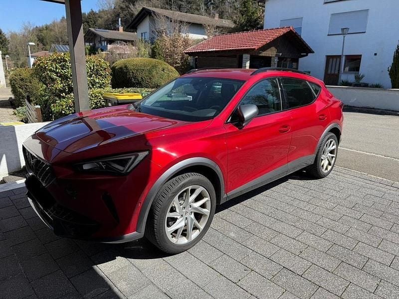 Rot Gebraucht 2022 Cupra Formentor SUV | 19.900 € (Superpreis) - Bild 1/3