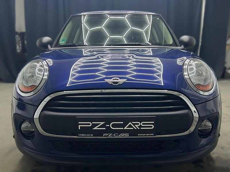 Second-hand Mini ONE 75 CP (55 kW) 2016 Albastru Hatchback