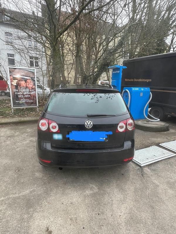 Gebraucht VW Golf Plus Cross Edition 122 PS (89 kW) 2010 Schwarz Van / Kleinbus