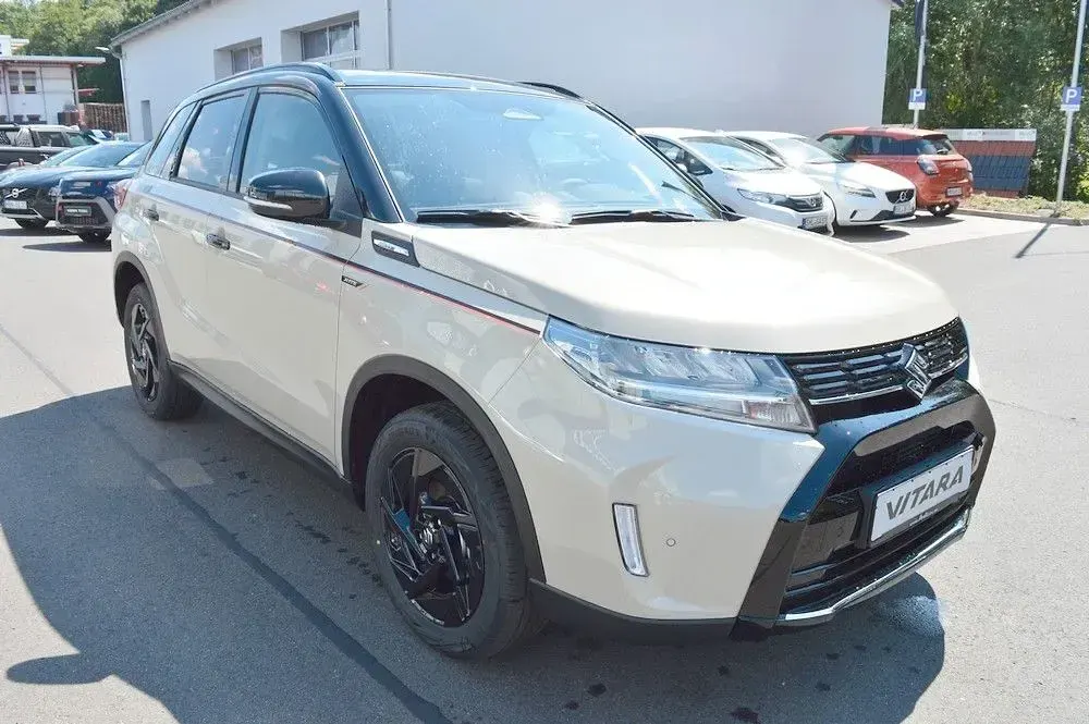 Neu Suzuki Vitara Comfort+ 110 PS (80 kW) 2026 Beige SUV