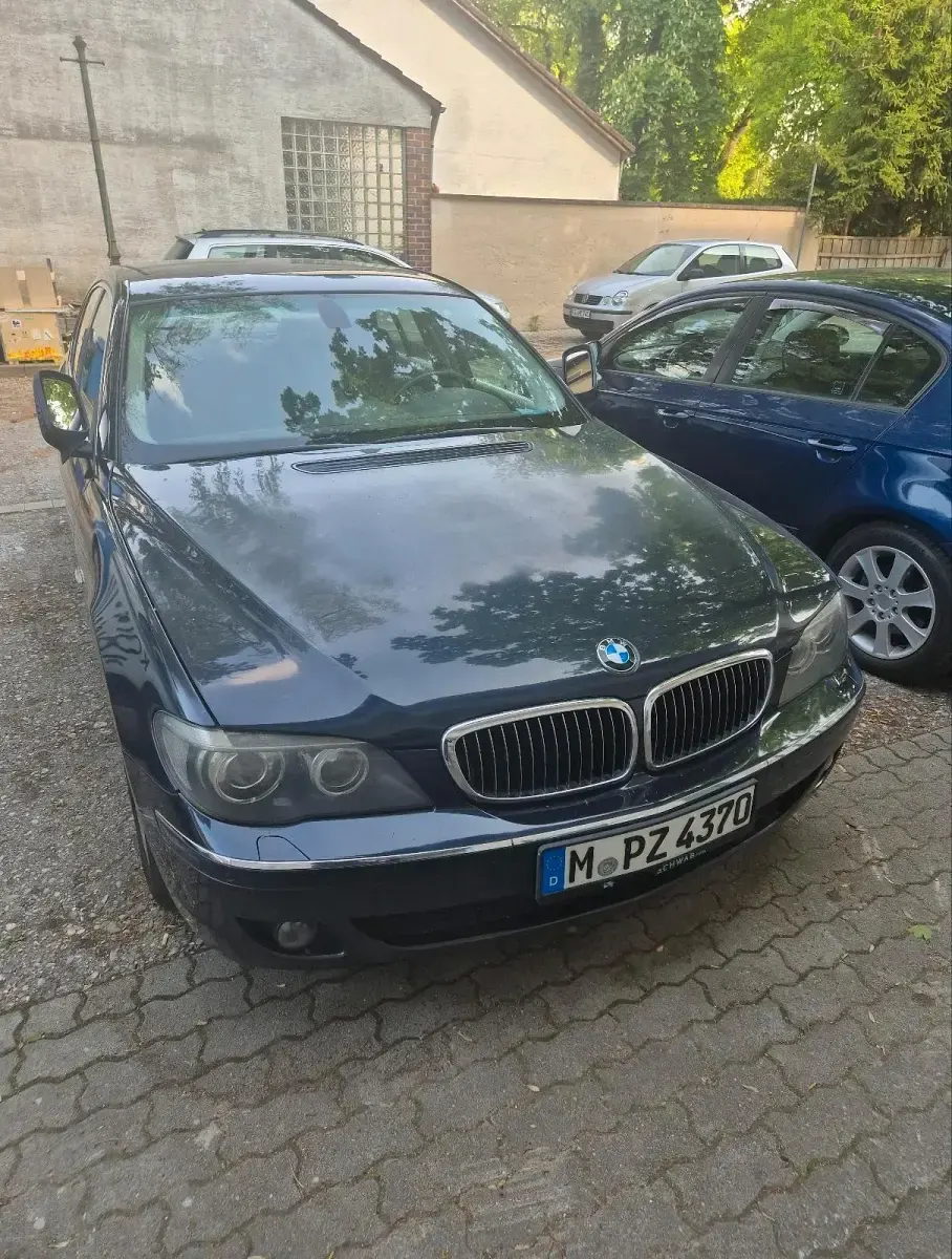 Gebraucht BMW 730 218 PS (160 kW) 2006 Blau Limousine