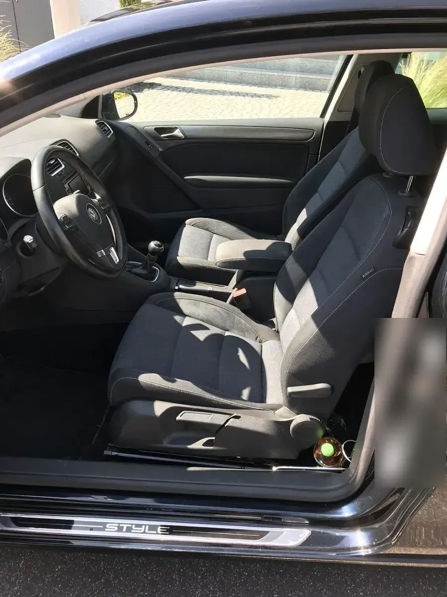 Gebraucht VW Golf VI Style 122 PS (89 kW) 2011 Blau Kleinwagen