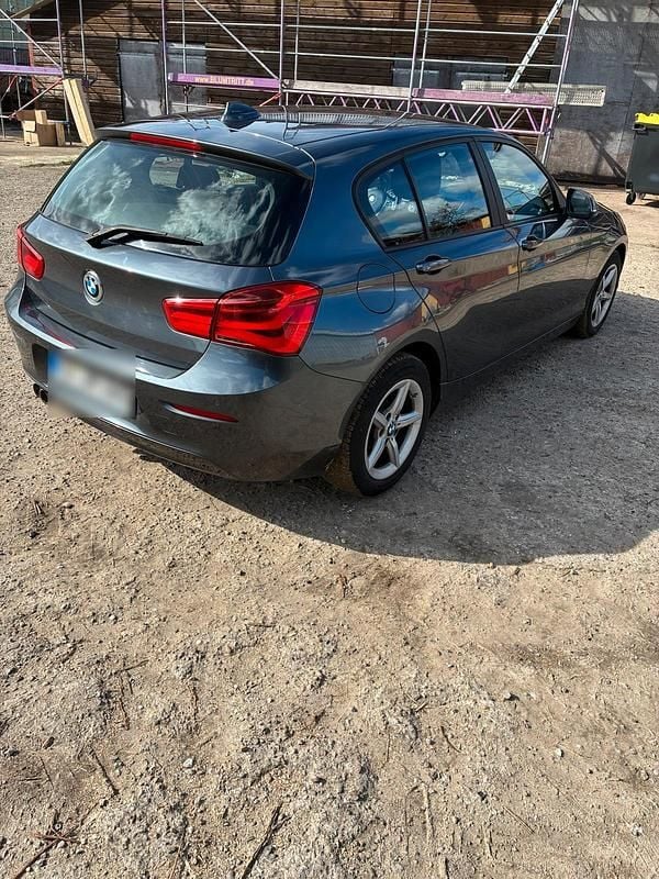 Gebraucht BMW 120 190 PS (139 kW) 2016 Grau Kleinwagen