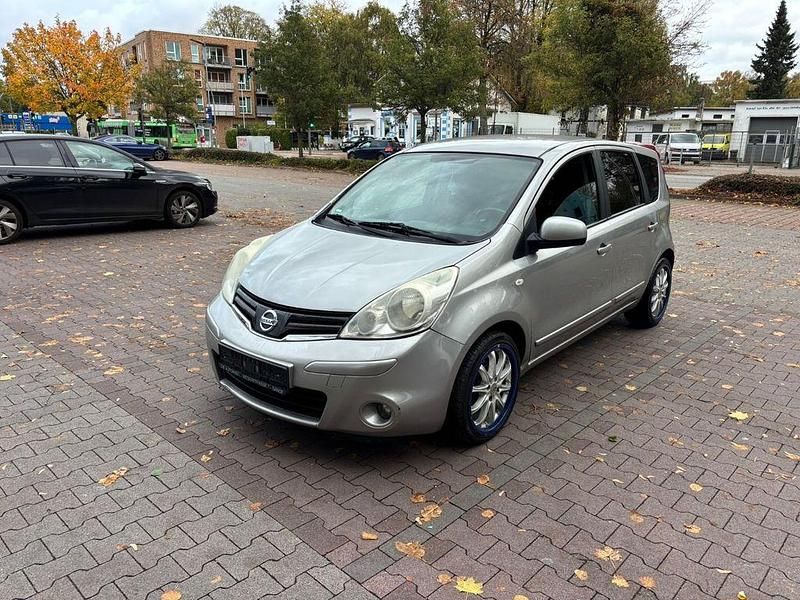 Gebraucht Nissan Note Acenta 103 PS (75 kW) 2011 Silber Van / Kleinbus