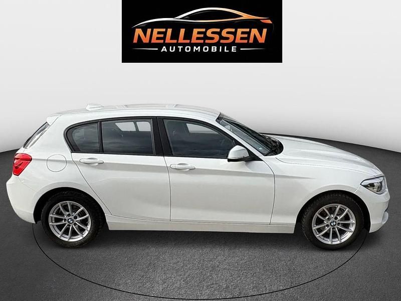 Gebraucht BMW 118 Advantage 136 PS (100 kW) 2018 Weiß Kleinwagen