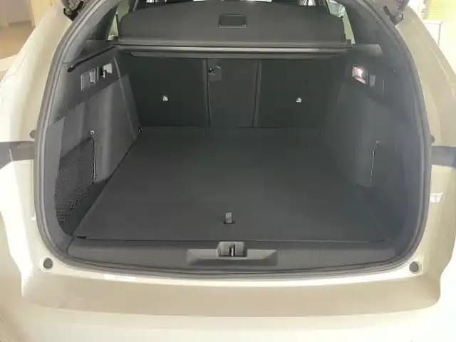 Weiss Gebraucht 2024 Opel Astra GS Line Kombi | 25.988 € (Fairer Preis) - Bild 1/4