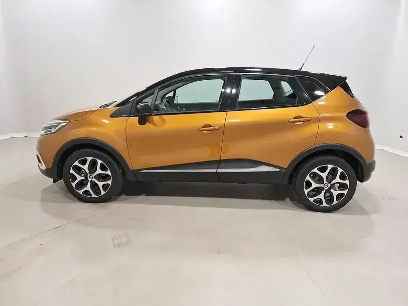 Gebraucht Renault Captur Intens 90 PS (66 kW) 2017 Orange epy+schwarz gne SUV