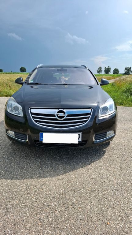 Schwarz Gebraucht 2012 Opel Insignia Innovation Kombi | 3.300 € (Superpreis) - Bild 1/4