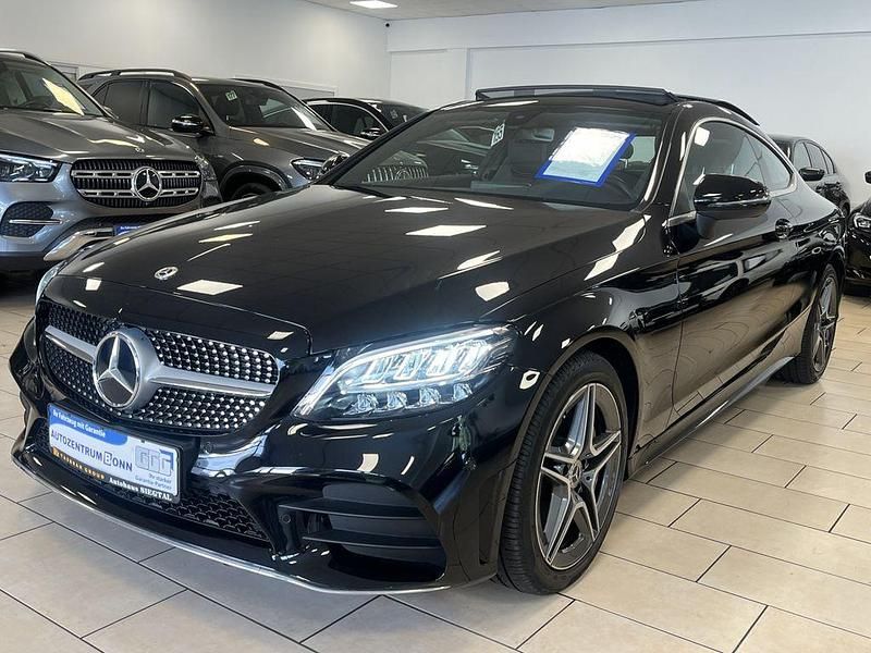 Schwarz Gebraucht 2023 Mercedes C300 AMG line Coupé | 41.400 € (Superpreis) - Bild 1/4
