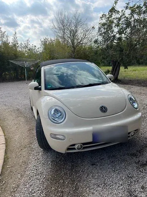 Gebraucht VW Beetle Design 150 PS (110 kW) 2012 Beige Kleinwagen