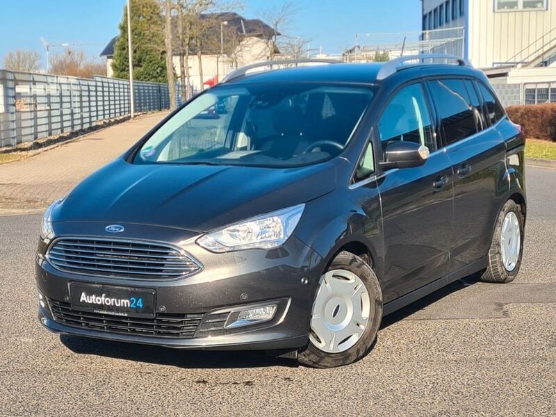 Grau Gebraucht 2019 Ford Grand C-Max Titanium Van / Kleinbus | 11.750 € (Superpreis) - Bild 1/4