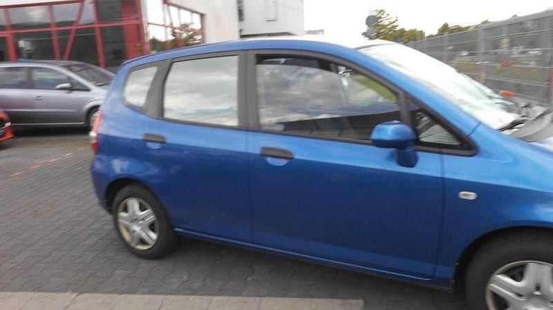 Gebraucht Honda Jazz Sport 83 PS (61 kW) 2005 Blau Kleinwagen