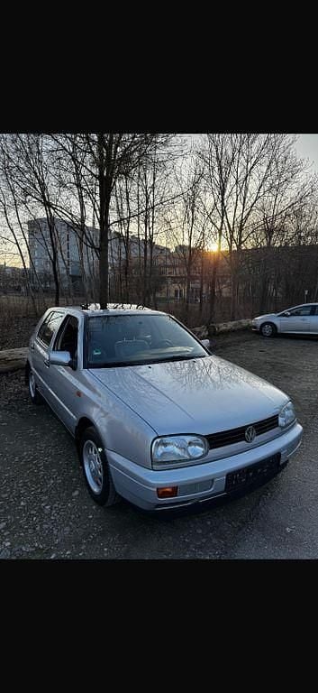 Gebraucht VW Golf III 75 PS (55 kW) 1995 Silber Limousine